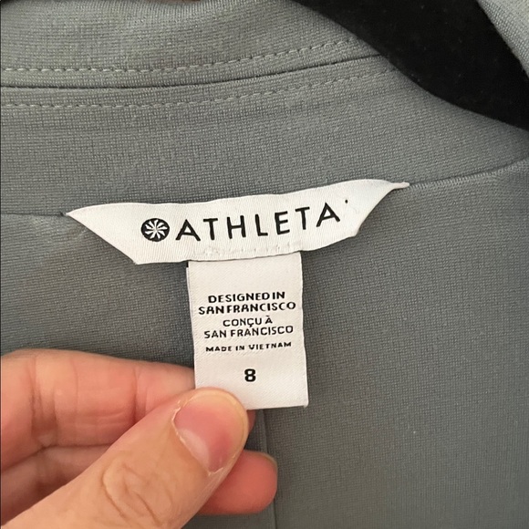Athleta Eastbound Ponte Stretch Blazer in Gray Sage, size 8 - Picture 4 of 6